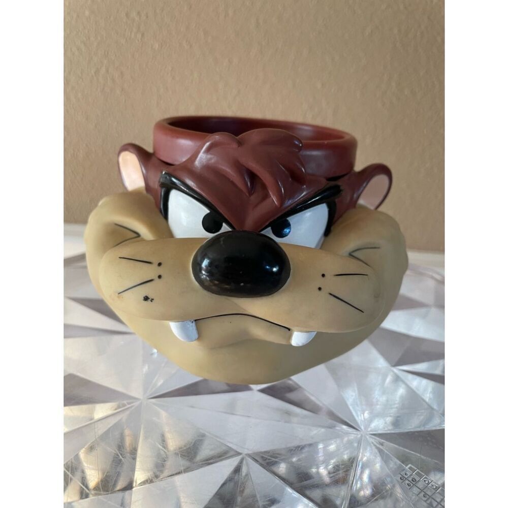 1992 Warner Bros TAZ Cup